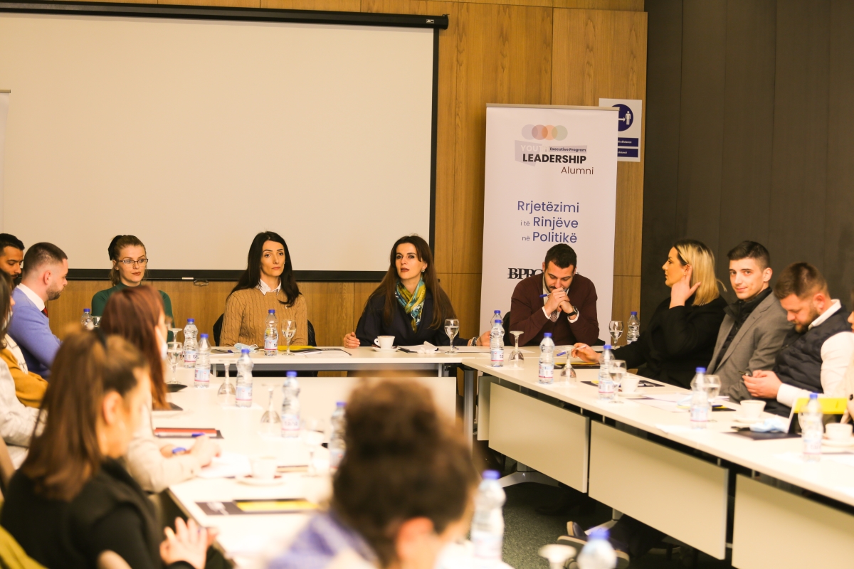 Alumni Network of the Executive Program “Youth in Politics”, held a roundtable on the Regional Cooperation and Kosovo-Serbia Dialogue