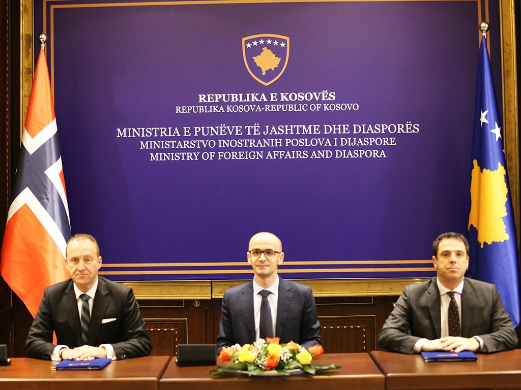 Grupi për Ballkan nënshkroi  Memorandum Mirëkuptimi me Ministrinë e Punëve të Jashtme dhe Diasporës